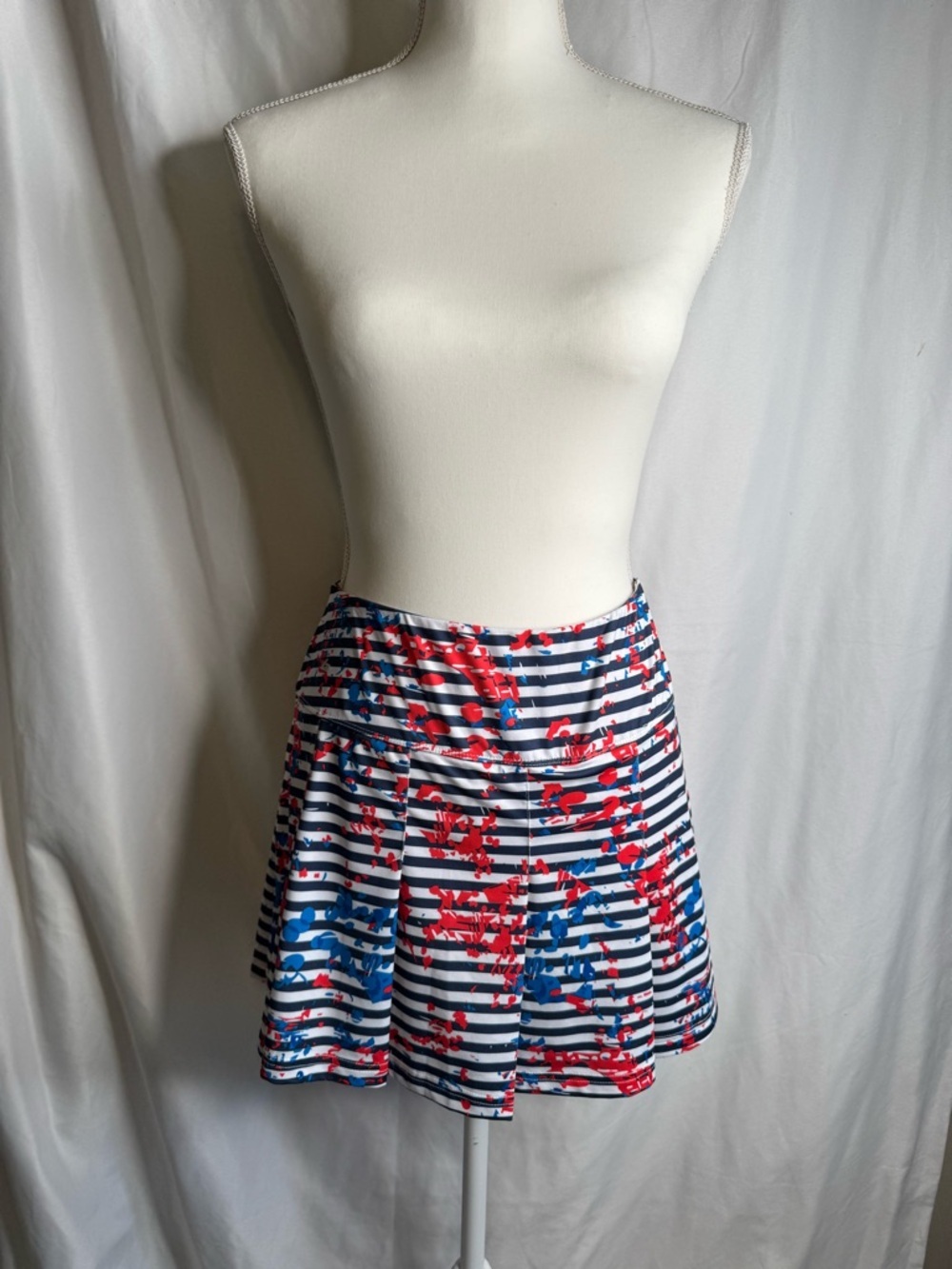 Bolle Athletic Skort Skirt L Red White Blue Striped Built In Shorts Swim Tennis - Picture 3 of 14